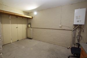 Garage/store- click for photo gallery